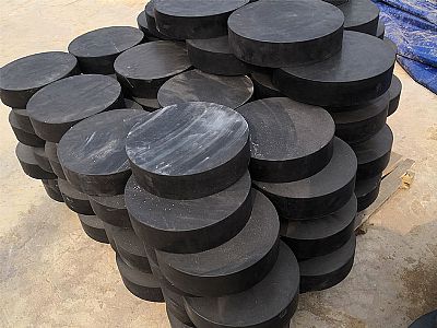 同安区板式橡胶支座由若干层橡胶片与薄钢板经加压硫化